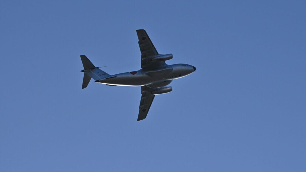 岐阜基地に保管されているC-1輸送機(初号機)。