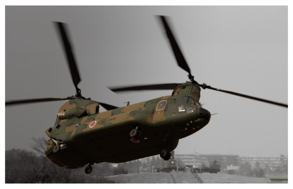 CH-47JA輸送ヘリ。