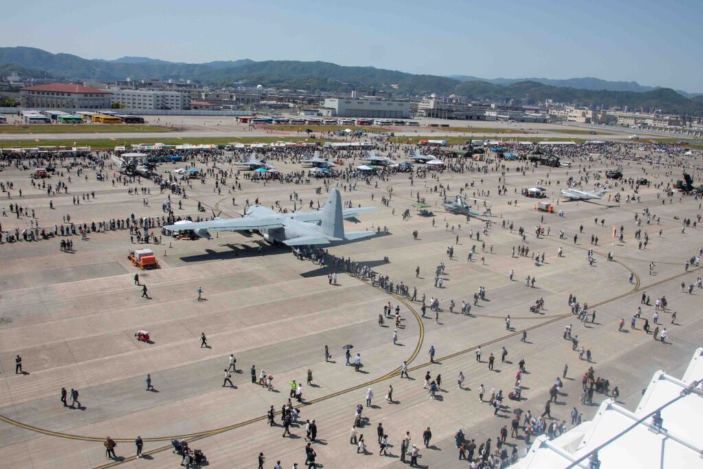 岩国航空基地フレンドシップデーArea A内の様子。
